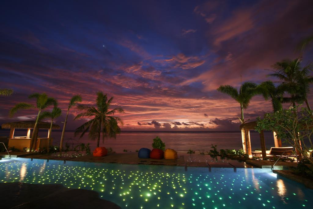 Dusit Thani Guam Resort Tumon Exterior foto
